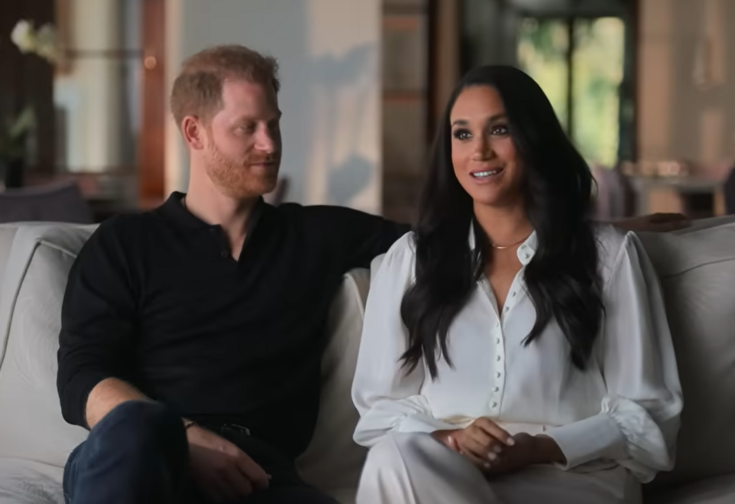 Nem véletlen, hogy fehéret visel Meghan Markle a Netflix előzetesében a pszichológusok szerint