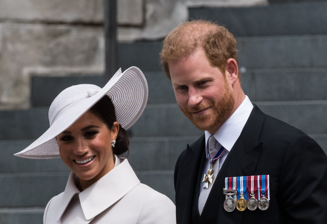 Elképesztő mennyi pénzt kell fizetni, ha valaki Harry és Meghan mellett szeretne ülni