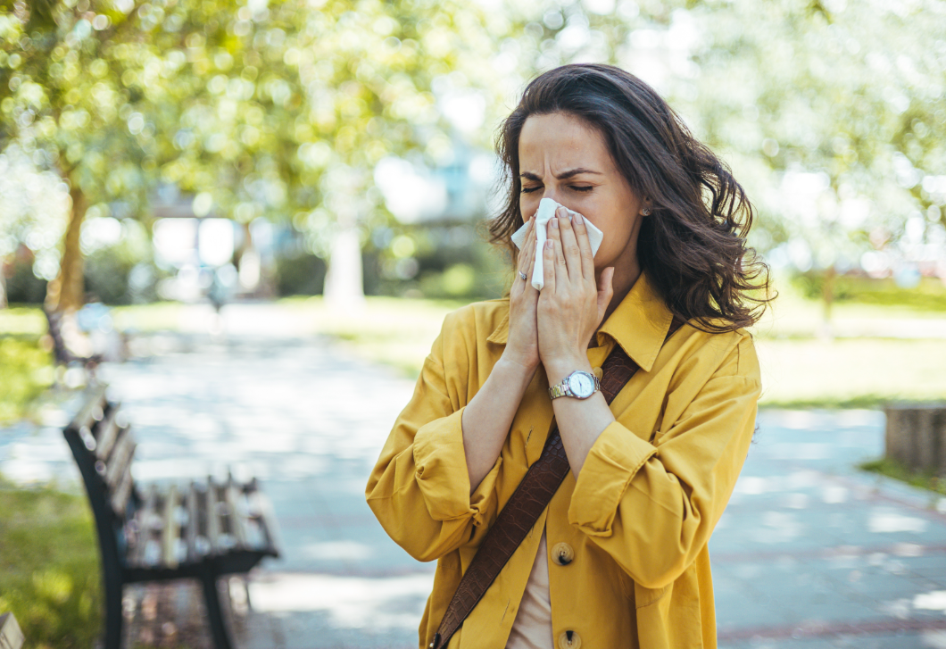 Ha az allergiád rosszabbodik az életkorral, akkor nem csak képzelődsz – az orvosok elmagyarázták, mi ennek az oka