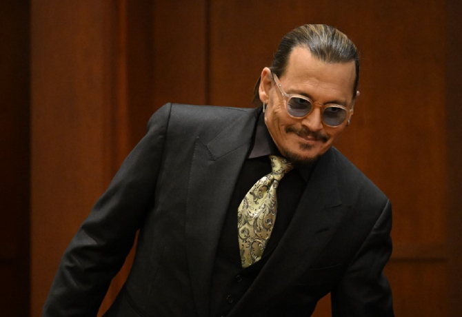 Pár óra alatt közel 1,5 milliárd forintot keresett Johnny Depp