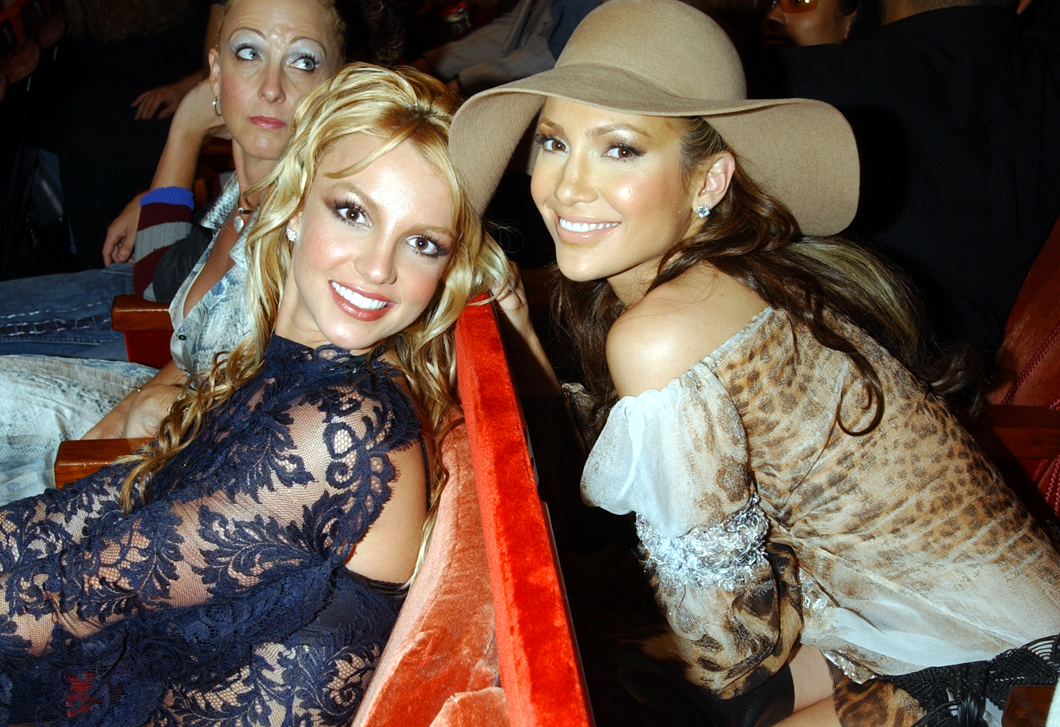 Megható üzenetet küldött Jennifer Lopez Britney Spearsnek
