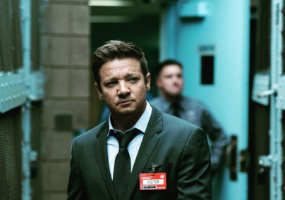 Jeremy Renner megdöbbentő terápiára szorul a gyógyulás érdekében: videó