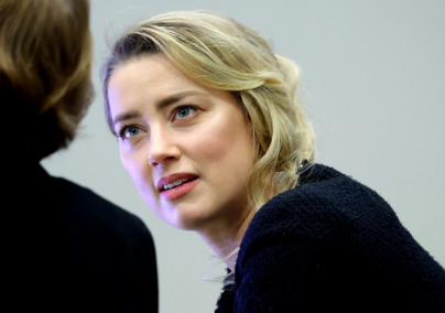 Amber Heard vesztésre áll, kétségbeesett lépésre szánta magát