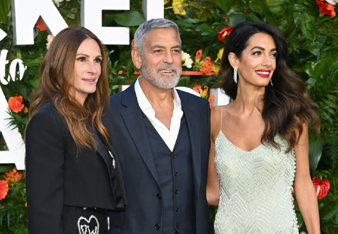 George Clooney a felesége előtt csókolta meg Julia Robertset