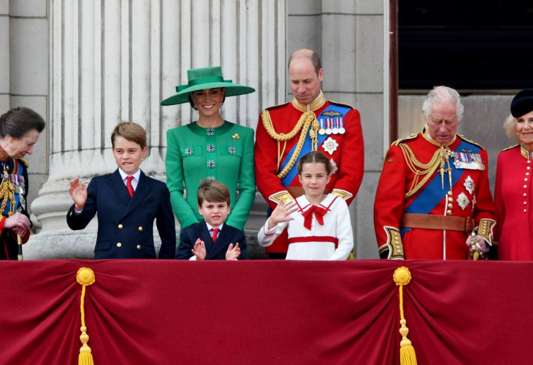 Az angol királyi család öltözködési szabályai, amiket valójában senki nem tart be