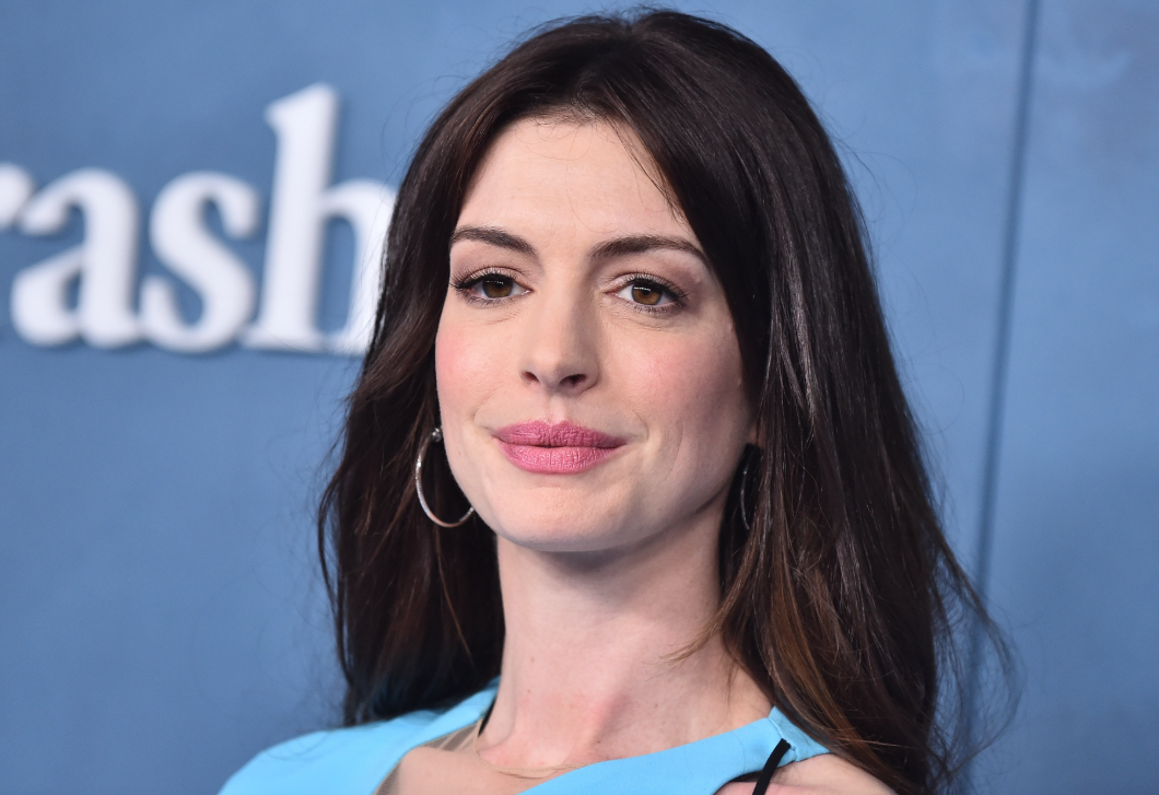 Az önelfogadásról vallott Anne Hathaway, így győzte le a testével kapcsolatos bizonytalanságait