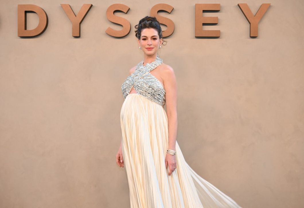 Anne Hathaway várandós stílusa egyszerűen zseniális – FOTÓK