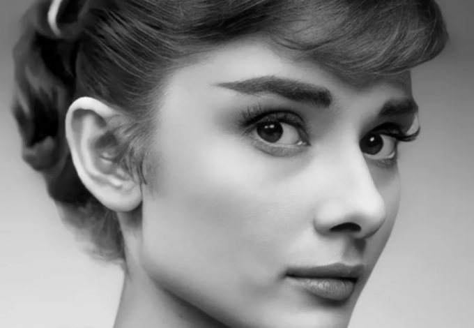 Audrey Hepbu...