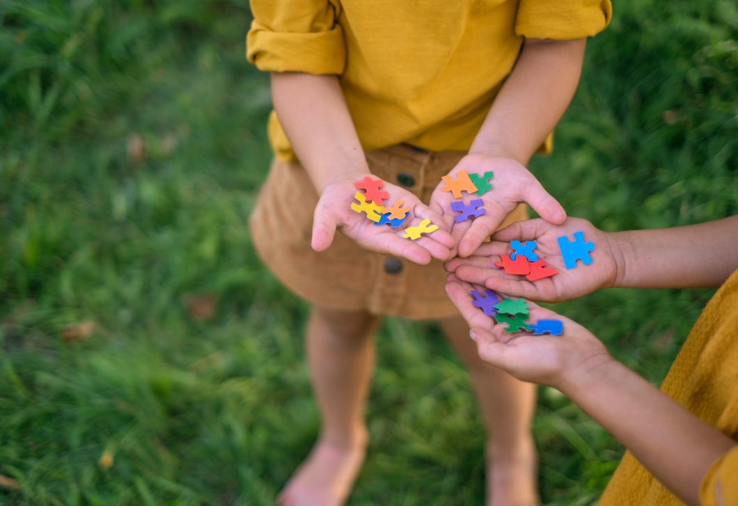 Nem mások, csak másként kapcsolódnak a világhoz– így tanít minket az autizmus elfogadásra
