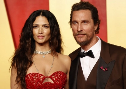 Gyönyörű tini lett Matthew McConaughey lányából, édesanyja kiköpött mása Vida