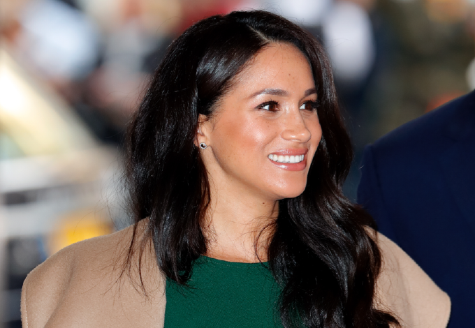 Ezt az üzenetet küldte titokban Meghan Markle a ruhájával