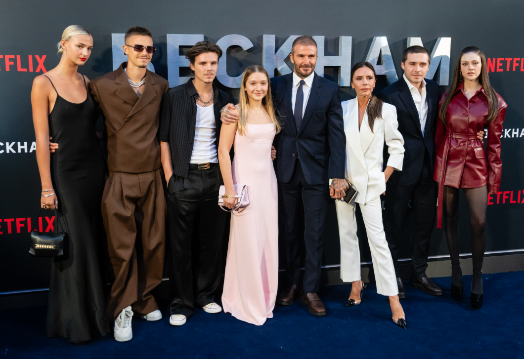 Beckhamék családi háborúja: mi történt Brooklyn „bombanyilatkozata” után, és tényleg elvehetik tőle a Beckham nevet?