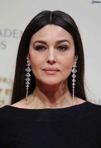 Monica Bellucci legemlékezetesebb frizurái 2019-ben