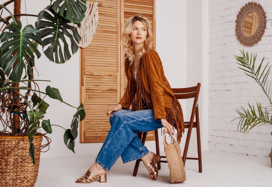 A farmer, ami mindenkinek jól áll - így viseld idén tavasszal