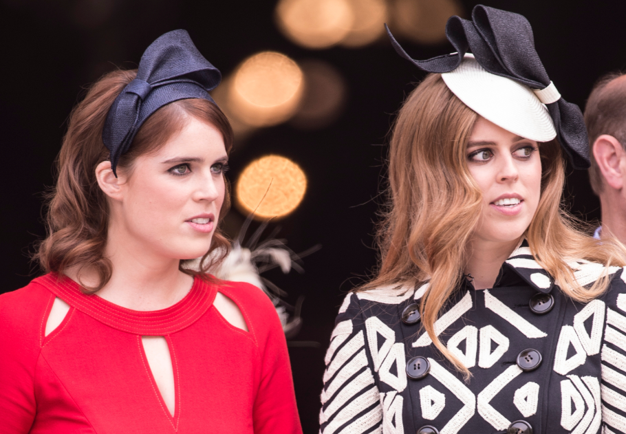 Hatalmas a botrány a királyi családban, Beatrix és Eugénia hercegnő inkább elhagyta az országot, főkép