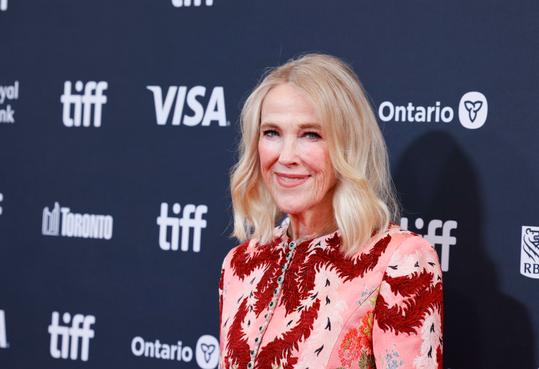 Kiderült Catherine O'Hara halálának az oka, itt vannak a részletek