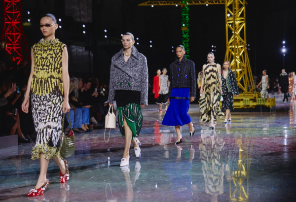 Hernyóból pillang...