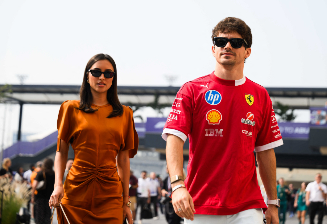 Friss fotók és videók láttak napvilágot Charles Leclerc és Alexandra Saint Mleux esküvőjéről