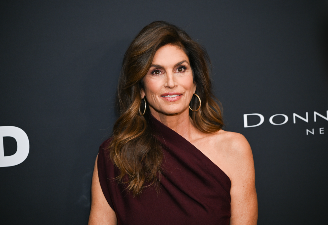 Cindy Crawford 60 évesen is ragyog, és ez nem véletlen