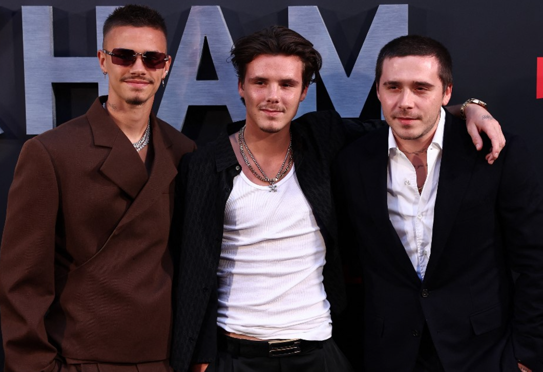Nincs hely a kis nappalidban? Cruz Beckham zseniális polcos trükkje mindent megold