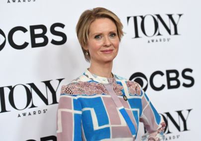 Cynthia Nixon kanapéja 2024 legtrendibb darabja, egyetlen modern otthonból sem hiányozhat