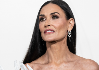 Demi Moore b...