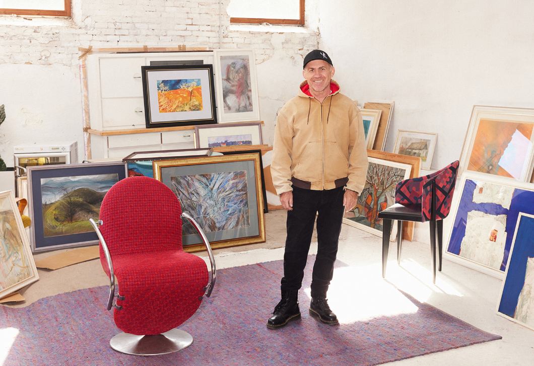 „Olyan ez, mint az aranymosás” – A férfi, aki új életet ad a tárgyaknak