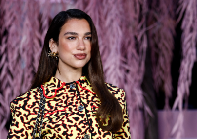 Dua Lipa szo...