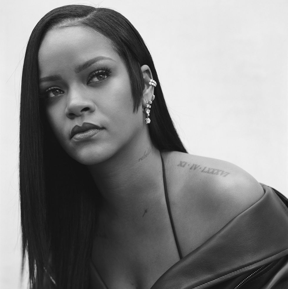 Hamarosan érkezik Rihanna első saját illata