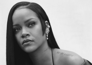 Hamarosan érkezik Rihanna első saját illata
