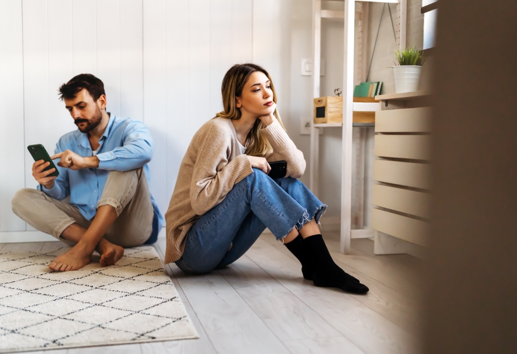 Íme az elköteleződéstől való félelem tipikus jelei – mit tehetsz, ha te is rettegsz ismerkedni?