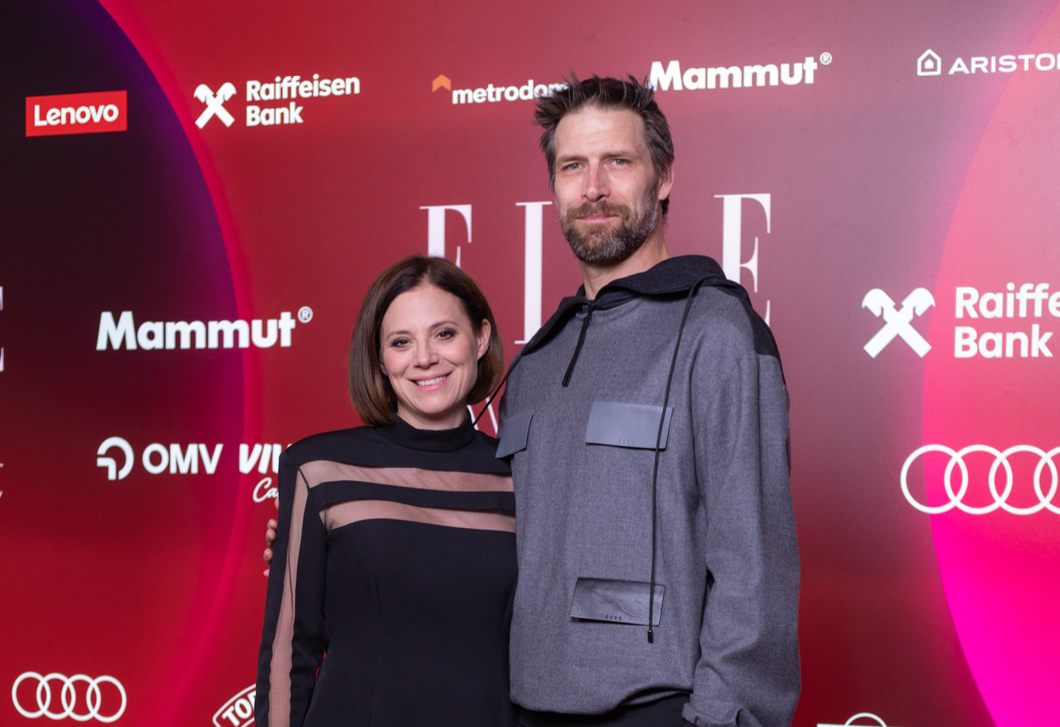 Szinetár Dóra és Makranczi Zalán együtt jelent meg az idei ELLE Awards díjátadón, fotó is készült róluk