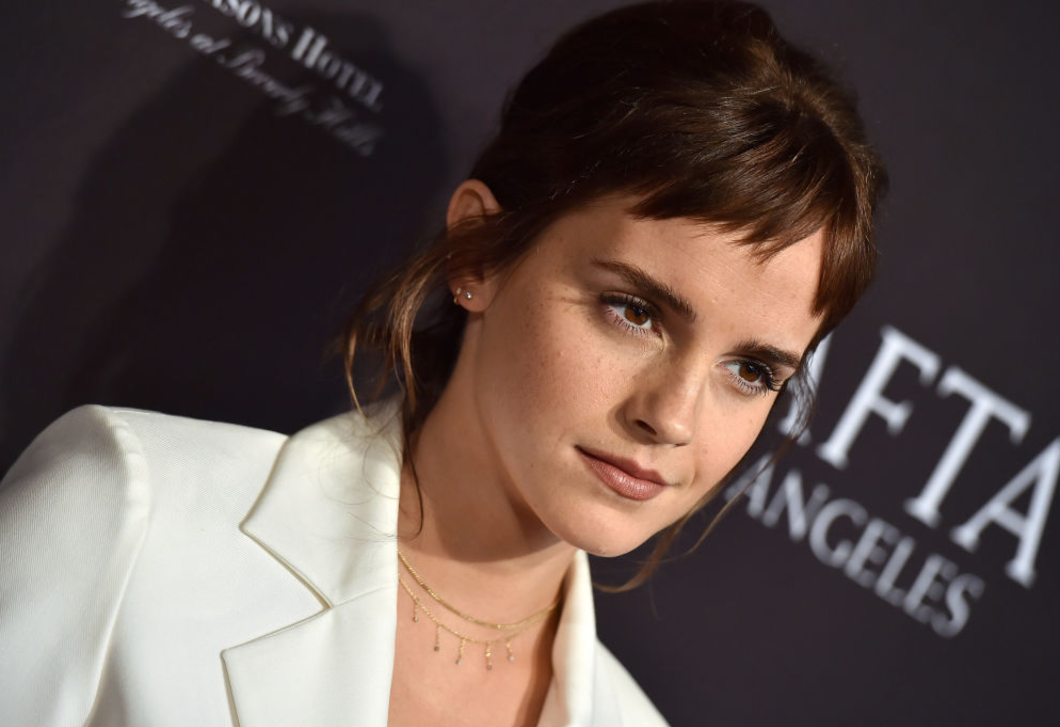 Emma Watson átlátszó ruhájáról beszél most mindenki: itt kapták lencsevégre a Harry Potter-filmek sztárját