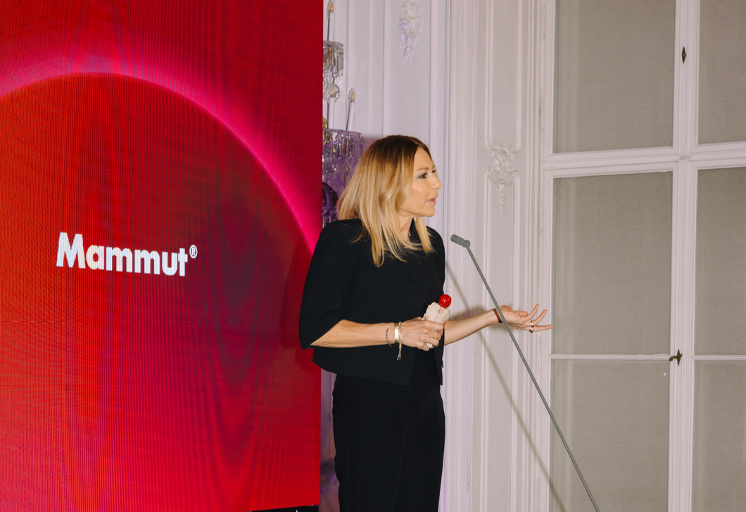 Így ragyogott az ELLE Awards díjátadó színpadán Erős Antónia