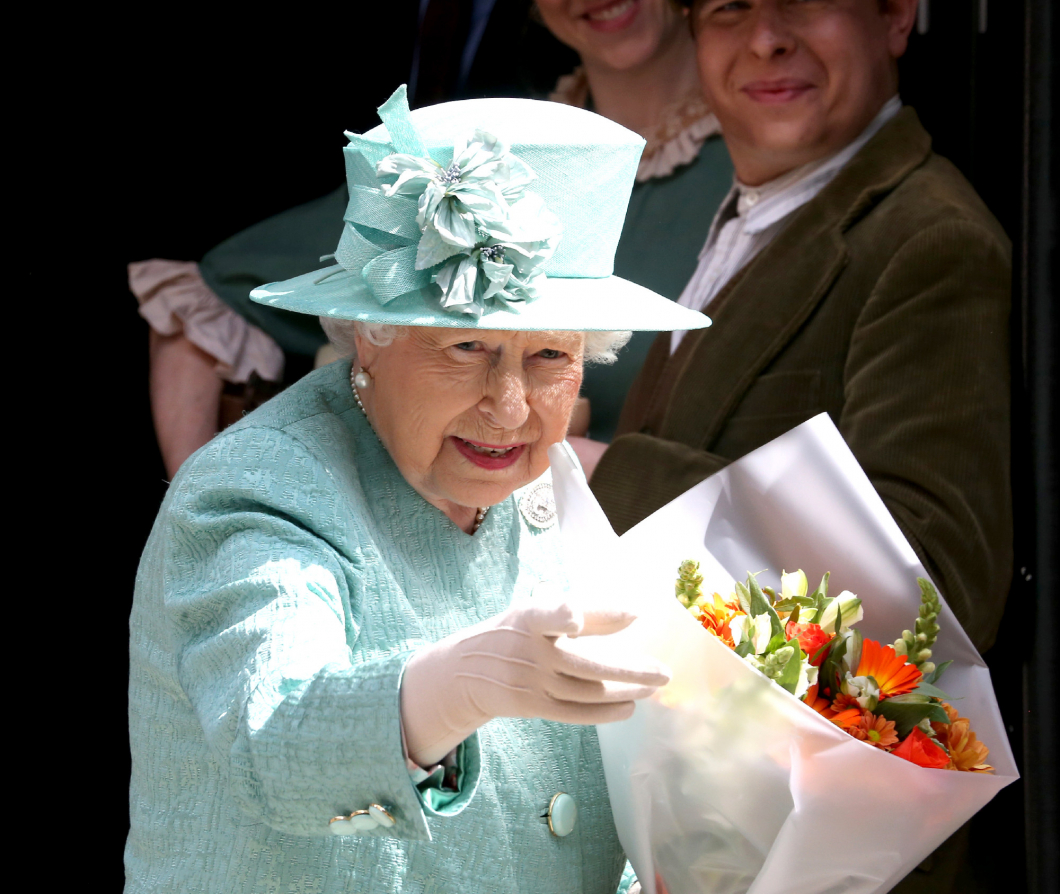 Meglepő lesifotó készült Erzsébet királynőről