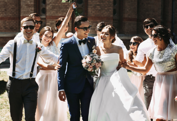5 hiba, amit a párok elkövetnek, amikor összeállítják az esküvői vendéglistát