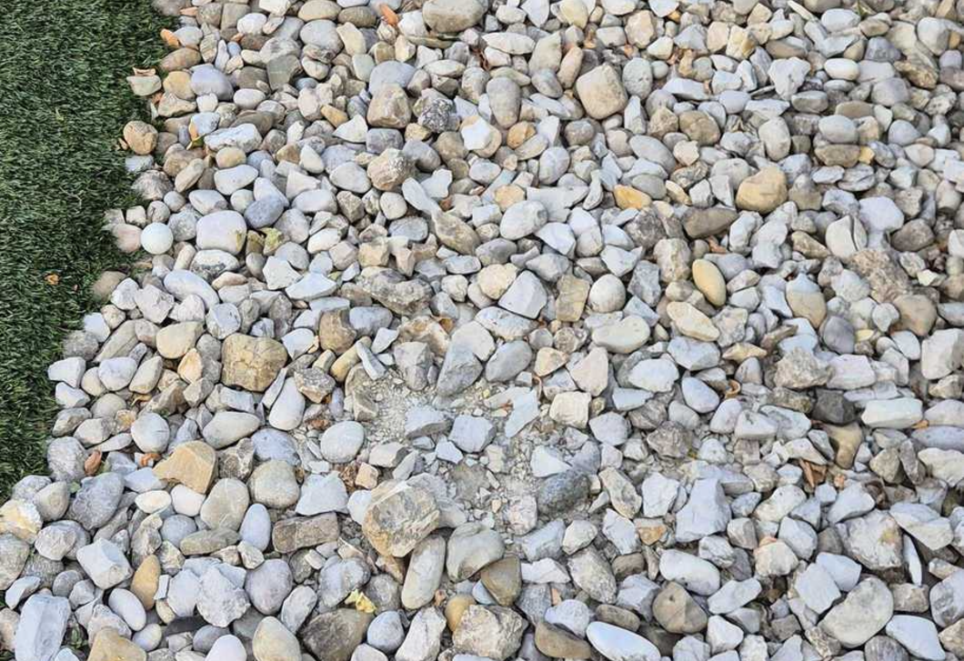 Egy igazi zseni vagy, ha 5 másodperc alatt kiszúrod a golflabdát a képen