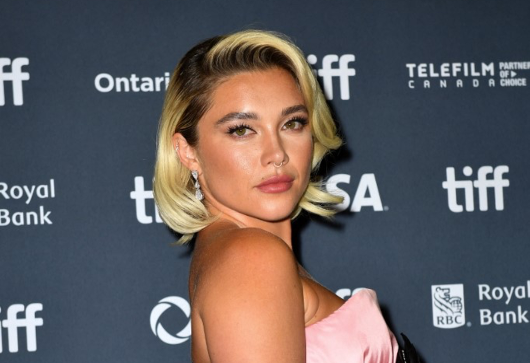 Florence Pugh különleges meztelenruhát viselt, imádja mindenki