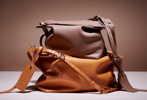 A Furla PreFall 2026 kollekciója egy vadvirágcsokor színeiben pompázik