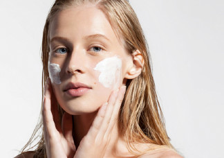 Anti-aging tipp: pörgesd fel a bőröd anyagcseréjét!