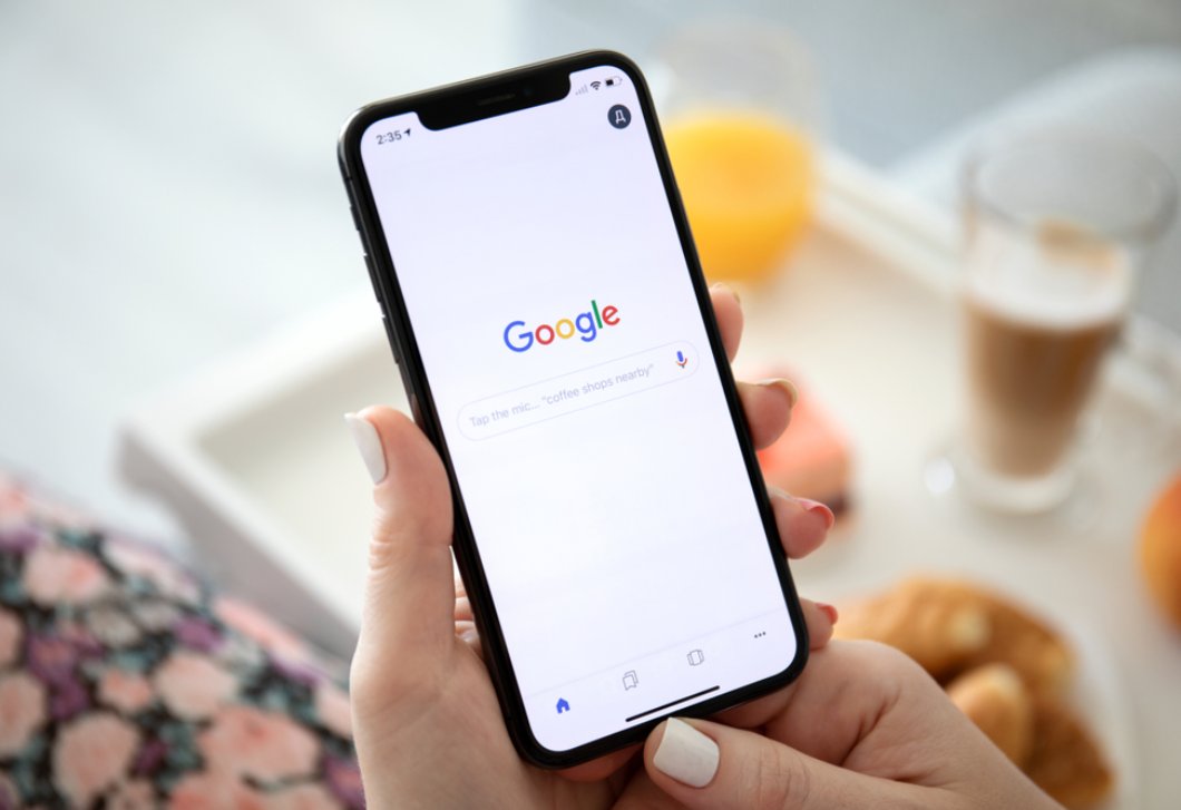 Titokban rögzíti a hangunkat a Google, itt kapcsolhatod ki