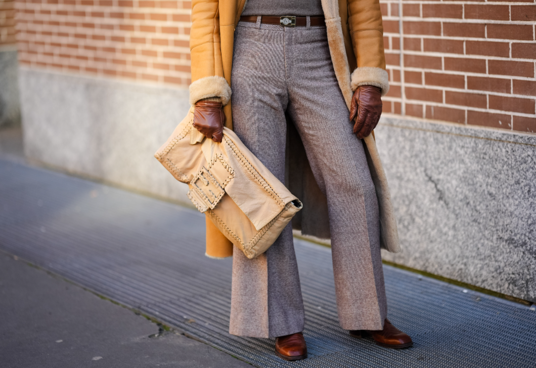 A nadrág, ami átveszi a farmer helyét idén télen – kényelmesebb és praktikusabb