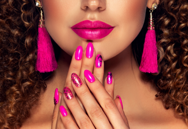 Pink, nude vagy k...
