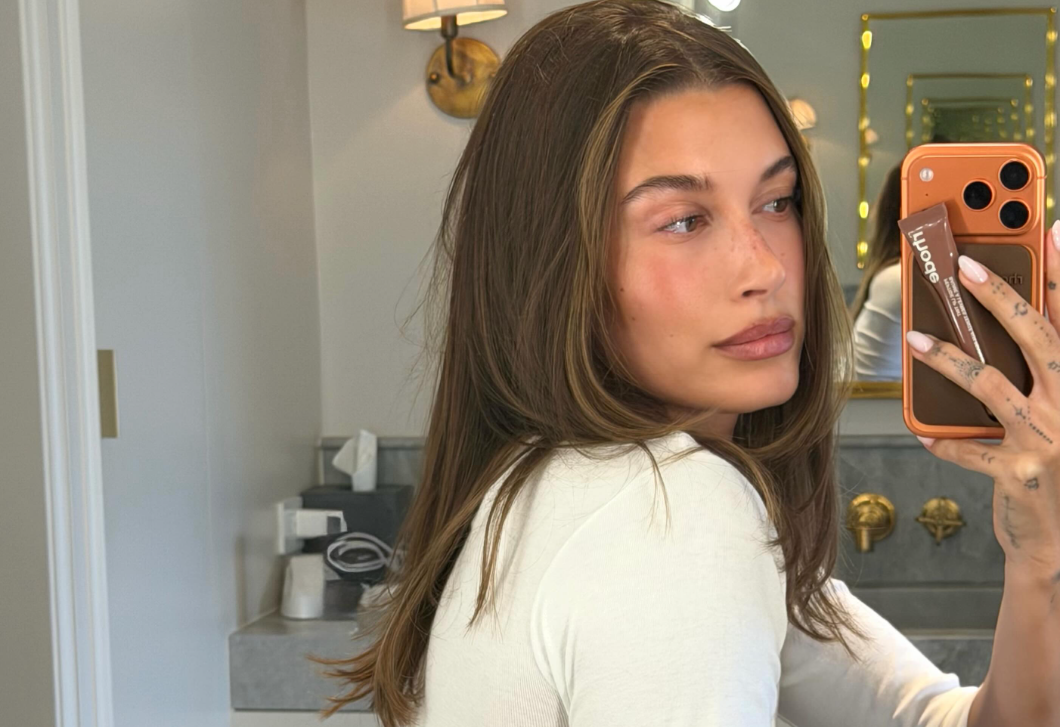 Hailey Bieber erre a furcsa reggeli italra esküszik, de vajon tényleg működik?