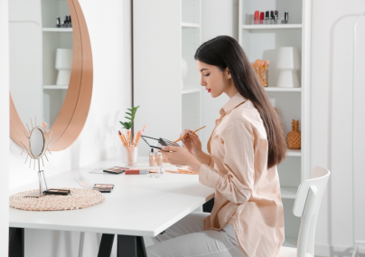 Íme a Halo Eye sminktechnika, amivel 10 évvel fiatalabbnak fogsz látszani