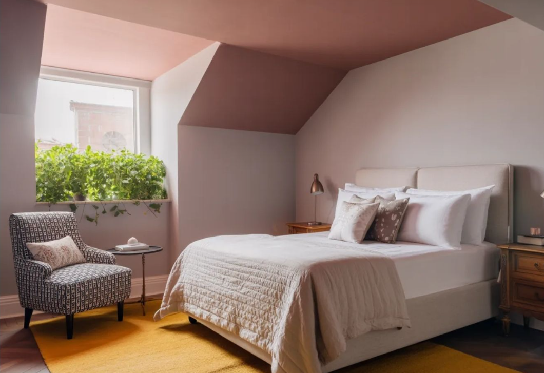 Alacsonynak érzed a mennyezetet? Ez a festési trükk megoldja, hogy magasabb legyen a tér