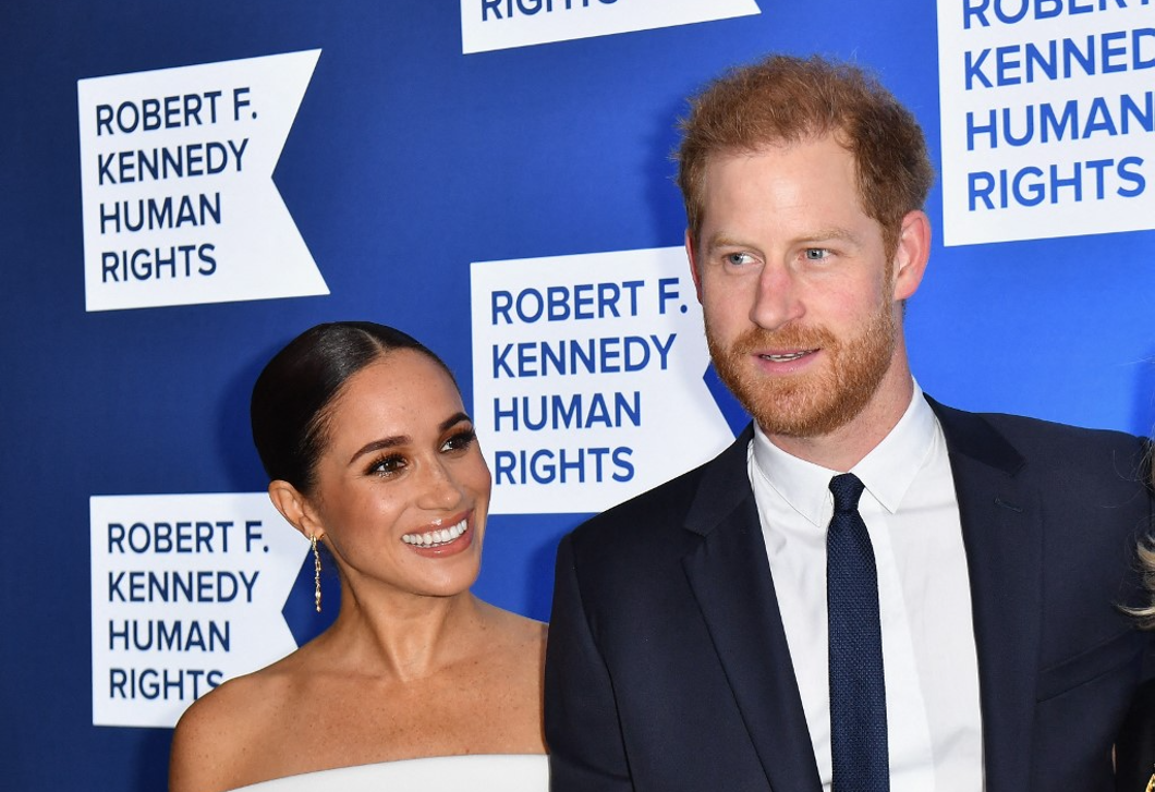 Harry herceg és Meghan Markle Károly király miatt kerülhetnek nehéz helyzetbe