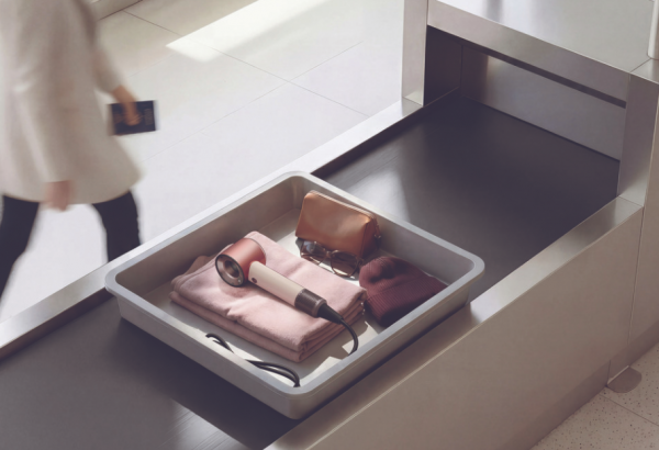 A Dyson első osztályú hajszárítást és -formázást biztosít a nyaraláson is