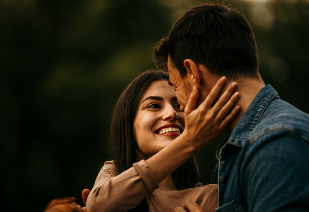 Heti szerelmi horoszkóp 2026. március 16-22.: A Bikának őszintén kell kommunikálnia, a Ráknak figyelnie kell a párja igényeire