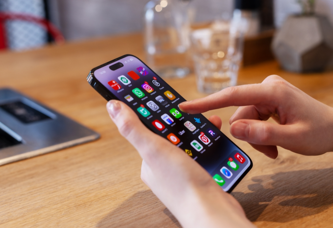 Az iPhone új frissítése sokak szerint a megcsalásnak kedvez